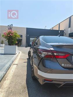 تۆیۆتا کامری